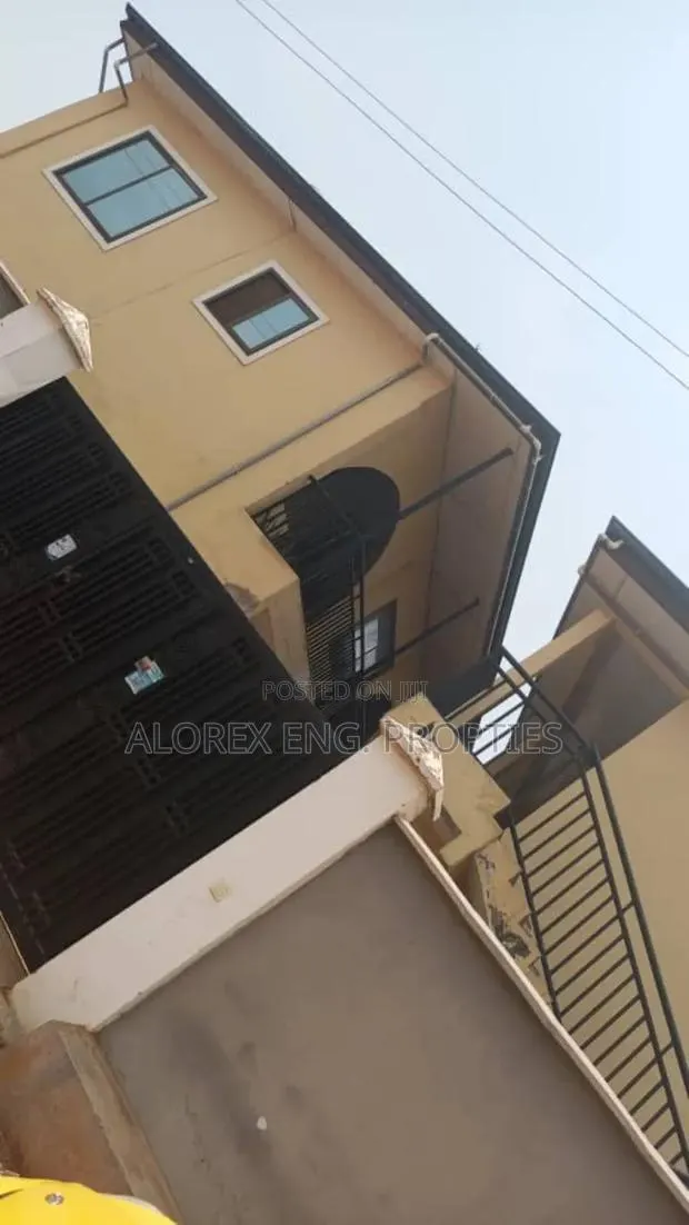 2bdrm Apartment in Amrahia, Adenta for rent · Photo 1