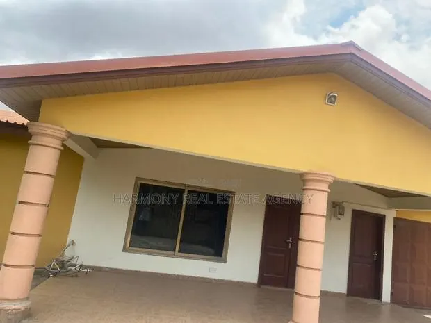 4bdrm House in Dzorwulu for sale · Photo 1