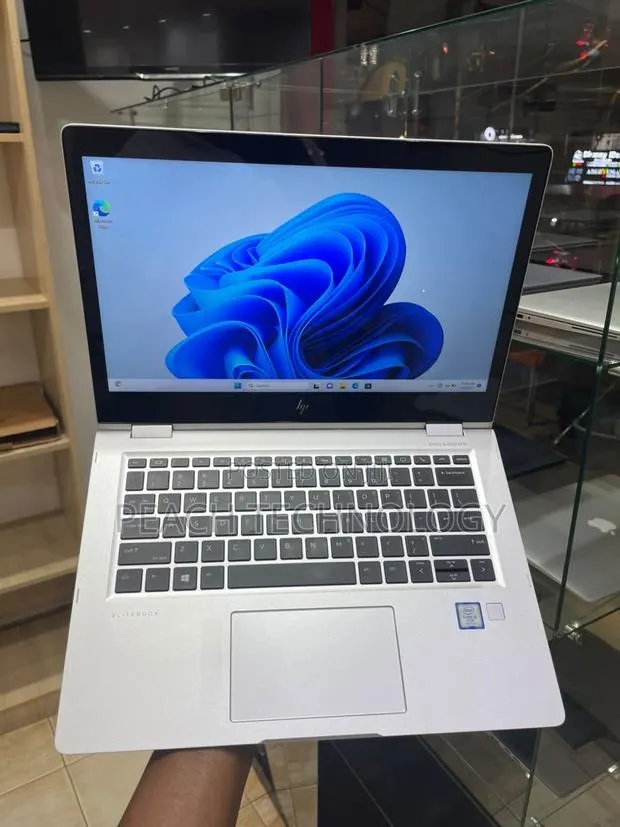 Laptop HP EliteBook x360 1030 G2 8GB Intel Core i5 SSD 256GB · Photo 1