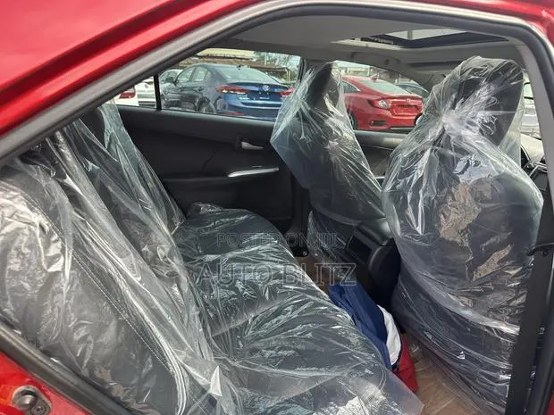 Toyota Camry 2013 Red · Photo 1