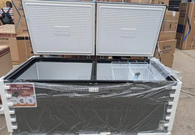 Grab Good Doubledoor Grey 725 Liters Zara-900fl-S Freezer · Photo 1