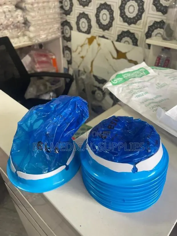 Original Disposable Vomitus Bowl · Photo 1