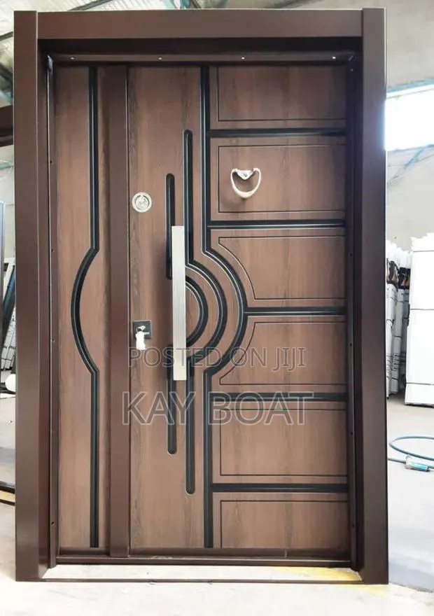 Ultra Modern Door · Photo 1