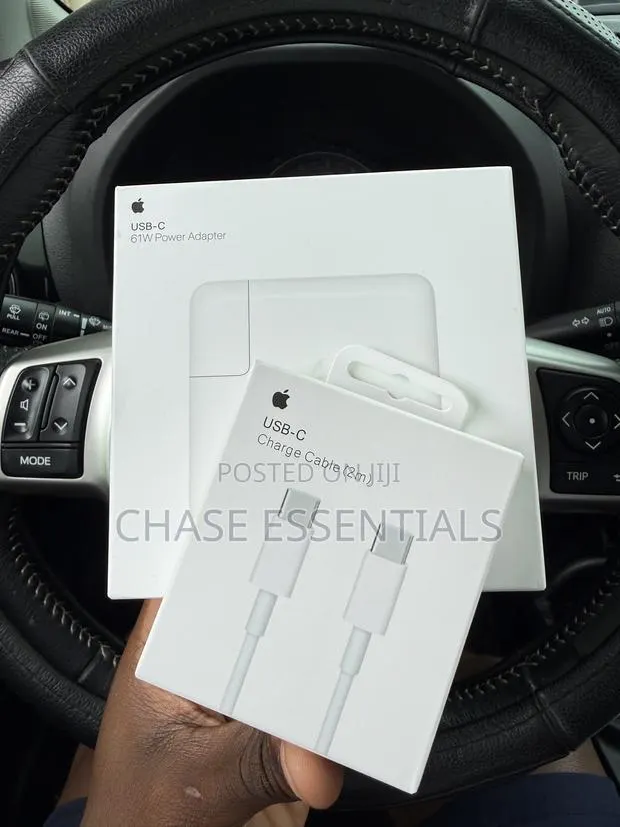 Apple 61W Adapter + Apple USB-C to USB-C Cable (2m) · Photo 1