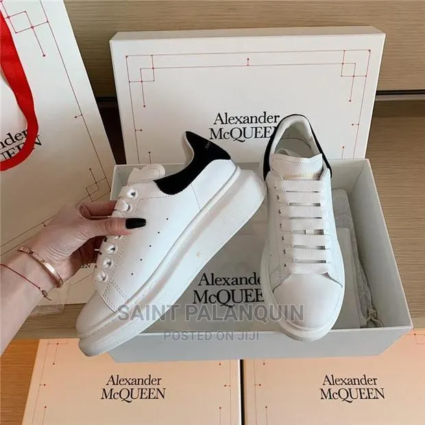 Alexander McQueen · Photo 1