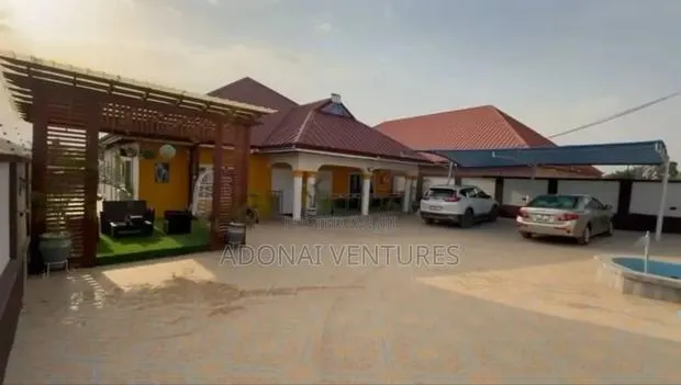 Furnished 5bdrm House in Atonsu Aputuogya, Kumasi Metropolitan for sale · Photo 1