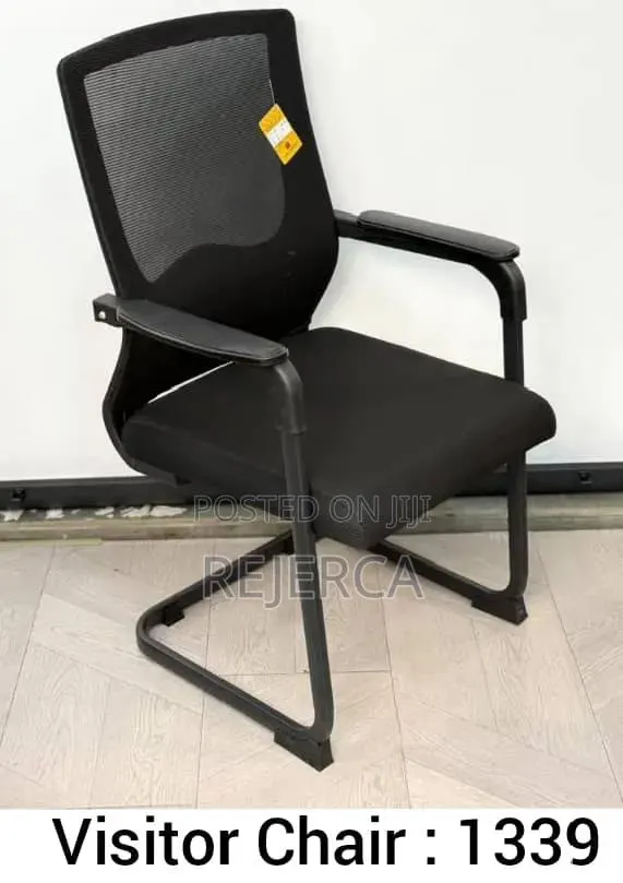 Quality Visitors Chair · Photo 1