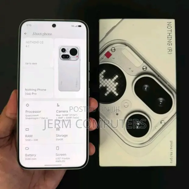 New Nothing Phone 4a Pro 256 GB White · Photo 1