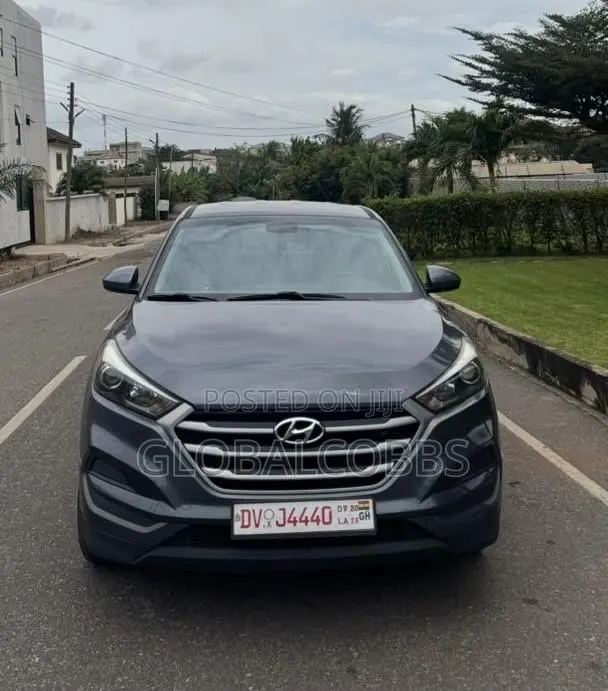 Hyundai Tucson Eco AWD 2017 Gray · Photo 1