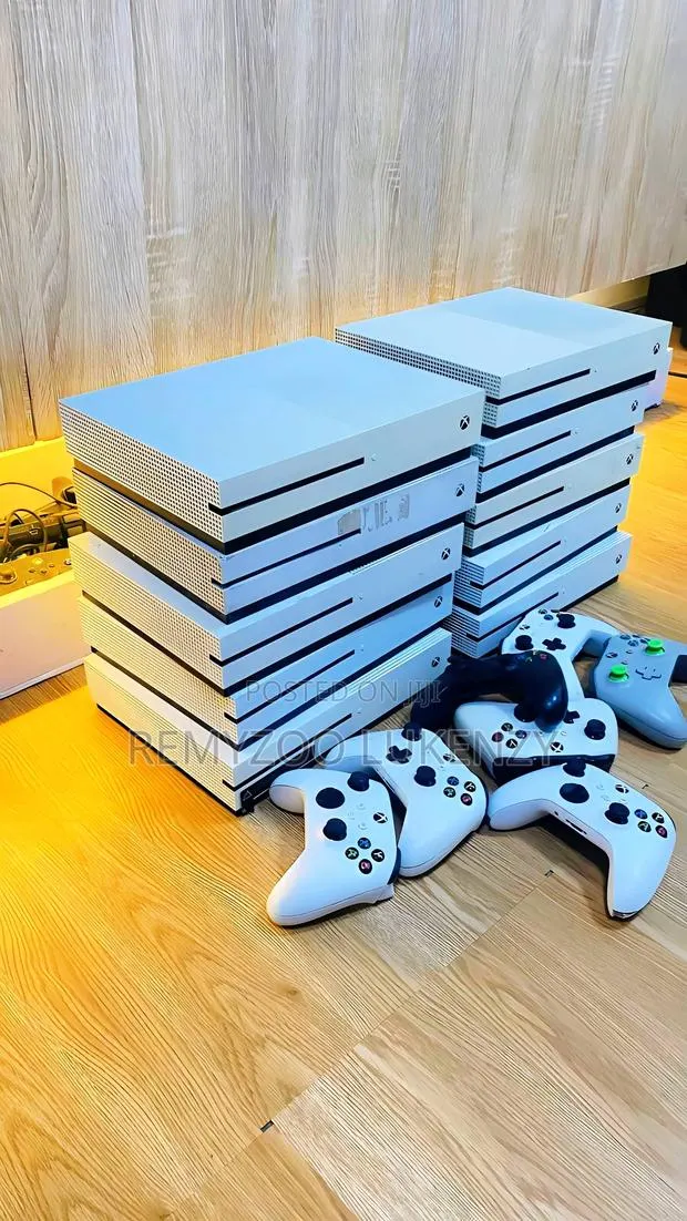 Xbox One S · Photo 1
