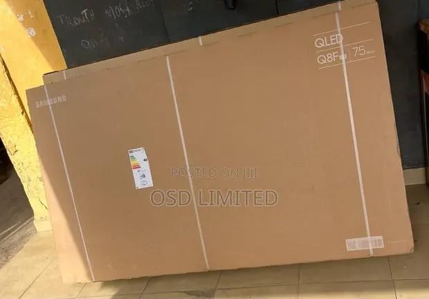 World Cup Promo Samsung 75" Q8fwith100% Color Volume Quantum Hdr+ · Photo 1