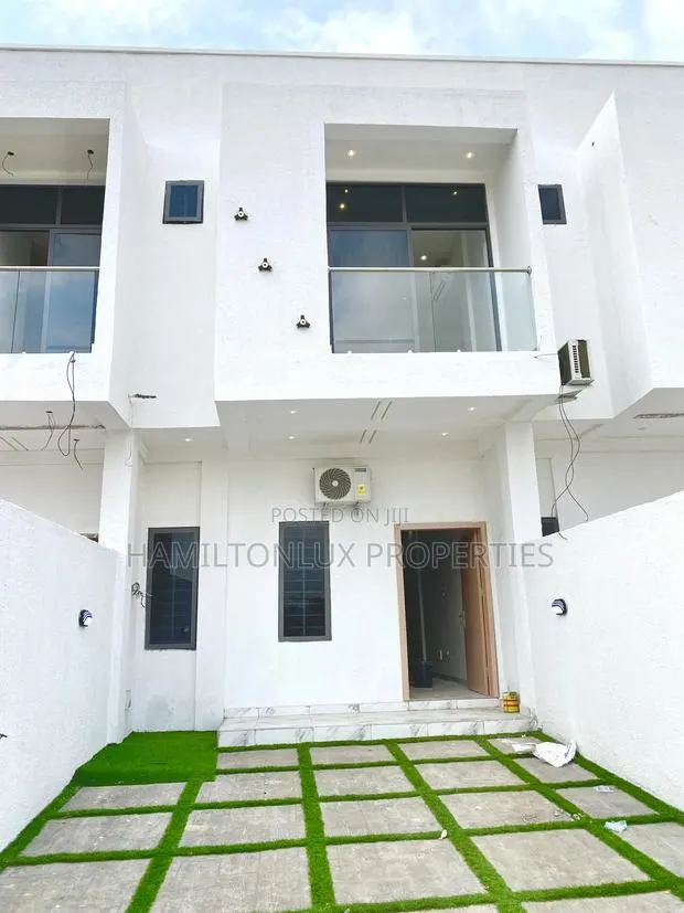 2bdrm House in Hamilton, School Junction for sale · Photo 1