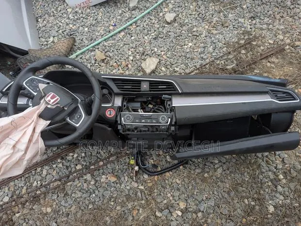 2016/2021 Honda Civic Dashboard · Photo 1