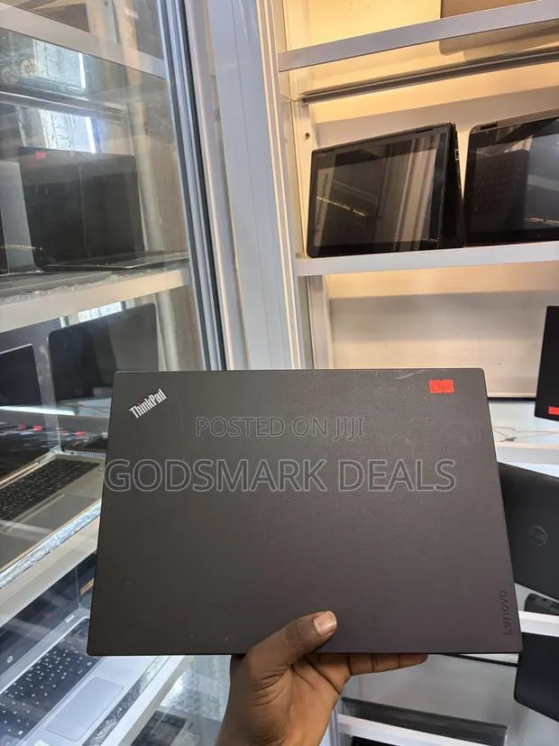 Laptop Lenovo ThinkPad 13 8GB Intel Core i3 SSD 256GB · Photo 1