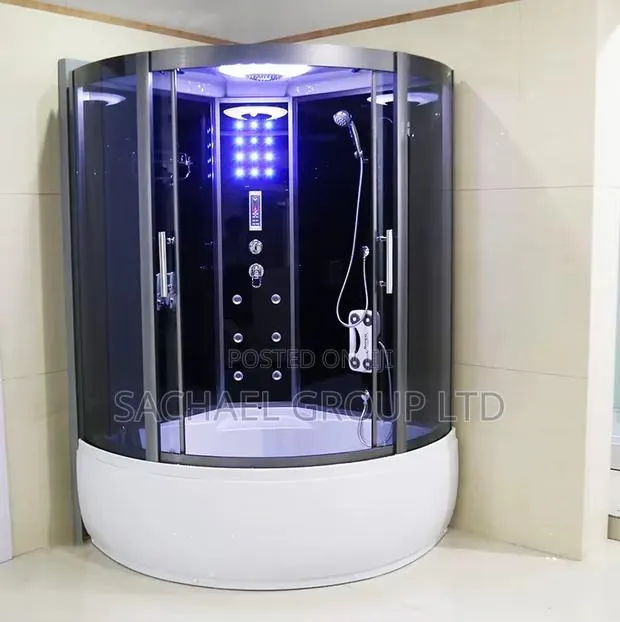Jacuzzi Steam Cabin · Photo 1