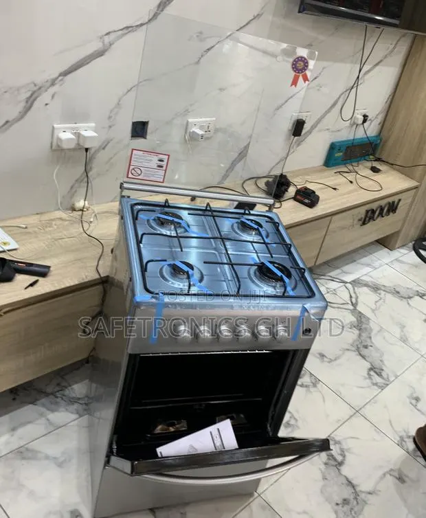 Super Fast Volcano 50×50 Gas Cooker | 4 Burners, Oven Grill | Silver · Photo 1