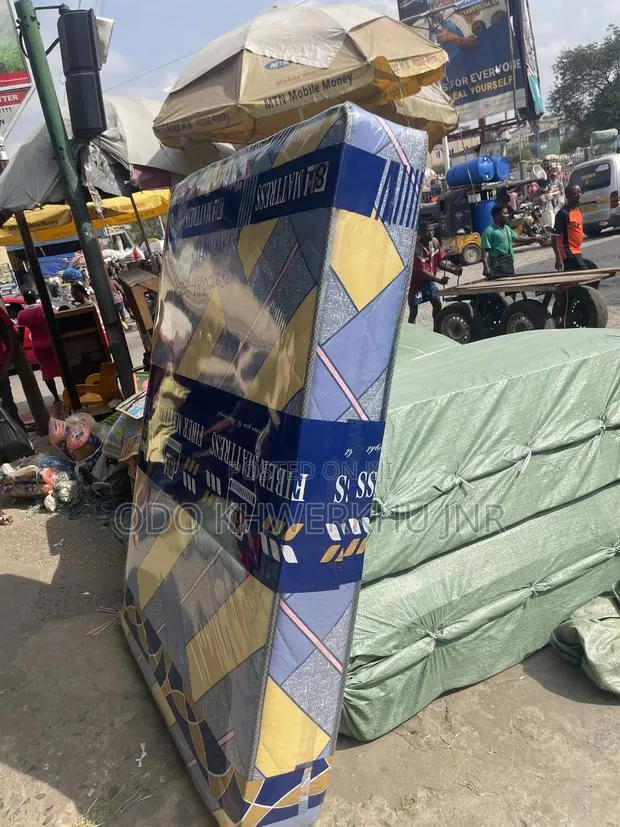 8inches Double Mattress · Photo 1