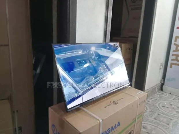 TCL 32 Smart Tv Warmth That Gathers Everyone Together · Photo 1