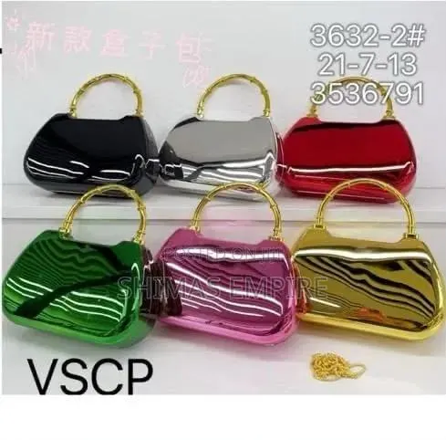 Acrylic Evening Clutch Bag · Photo 1