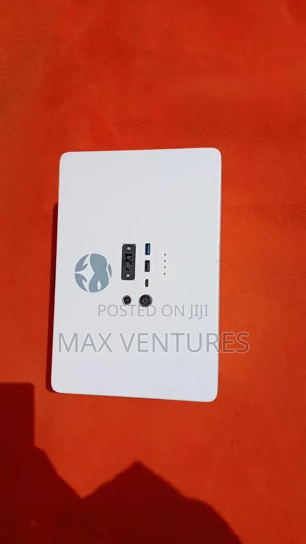 Inverter Inverter NEO Life 300watts Power Station Energy Supply · Photo 1