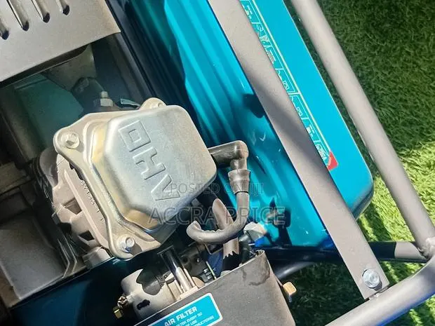 TOTAL Portable Petrol Power Generator · Photo 1