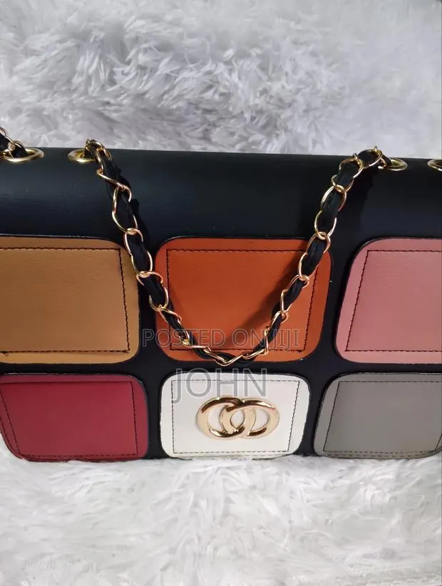 Ladies Bags · Photo 1