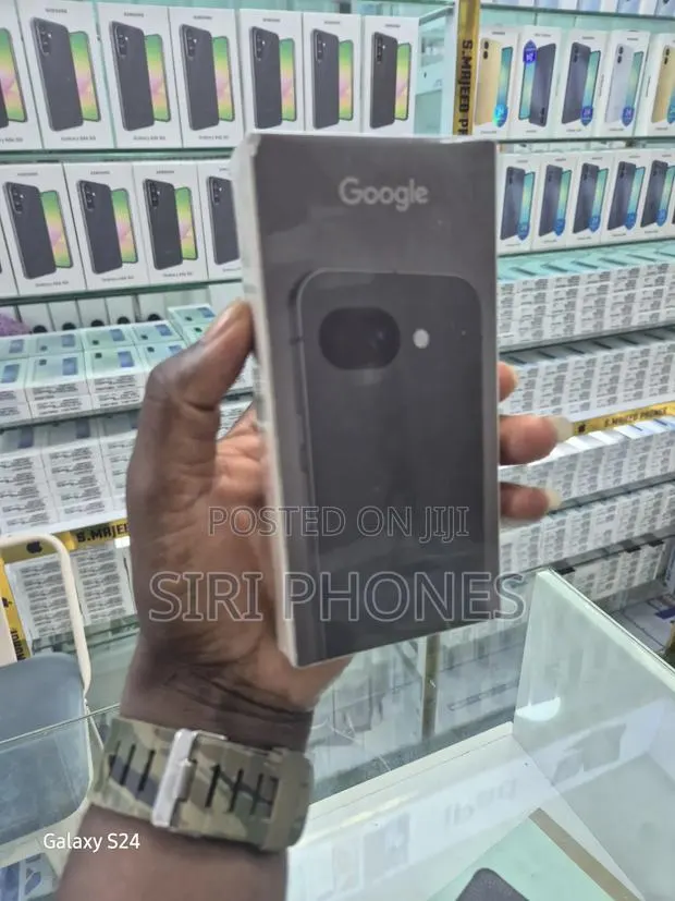 New Google Pixel 10a 128 GB Black · Photo 1