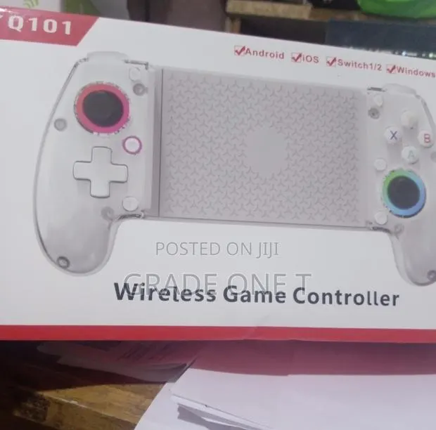 Wireless Game Controller · Photo 1