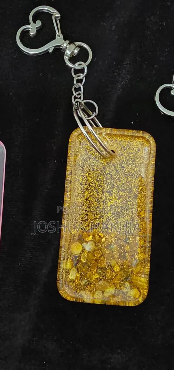 Key Chain for Holding Keys · Photo 1