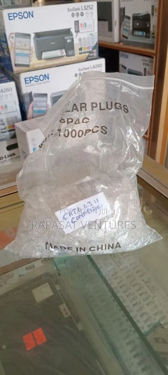 Rj11 Connector (20pcs Is 15 Cedis) · Photo 1