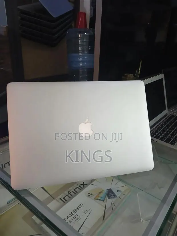 Laptop Apple MacBook 2015 16GB Intel Core i7 SSD 512GB · Photo 1
