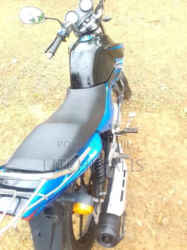 New Yamaha YBR125 2025 Blue