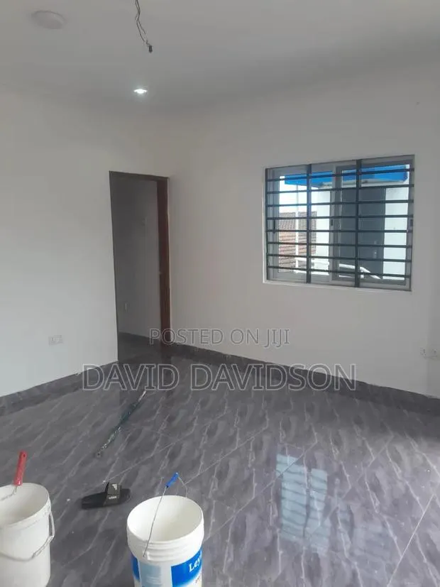 1bdrm Apartment in Chamber And Hall, Tema Metropolitan for rent · Photo 1
