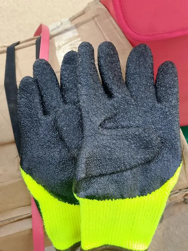 Quality Cold Room Gloves<> Vaultex. · Photo 1