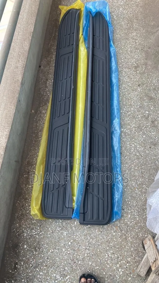 Toyota Land Cruiser Prado 2018 Side Step · Photo 1