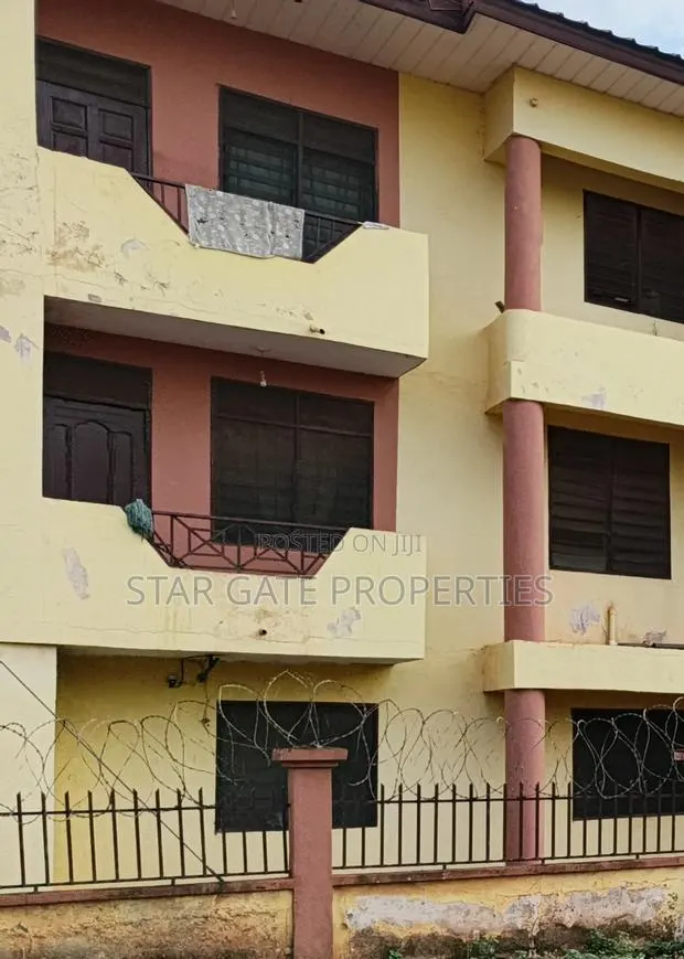 86 Bedrooms Hostel for Sale at Ayeduase KNUST. · Photo 4