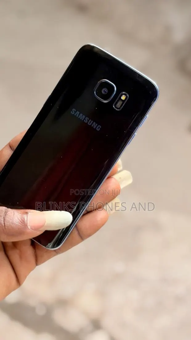 Samsung Galaxy S7 32 GB Black · Photo 1
