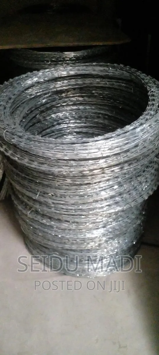 Razor Wire for Fencing · Photo 1