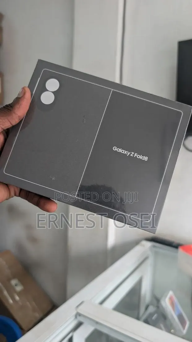New Samsung Galaxy Z Fold8 256 GB Purple · Photo 1