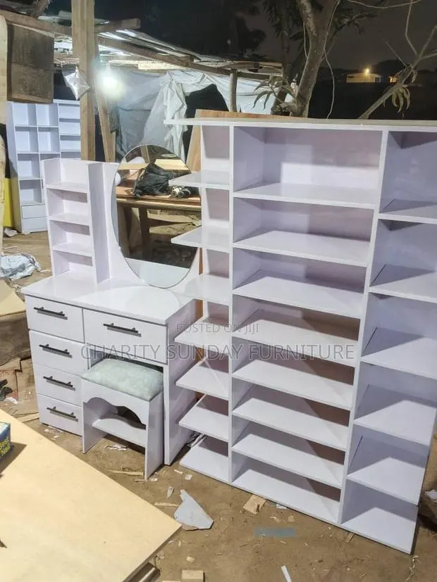 Neat Dresser/Rack · Photo 1