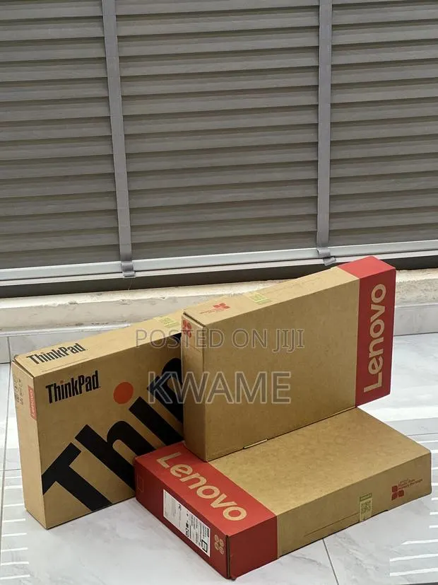 New Laptop Lenovo ThinkPad P15s 16GB Intel Core Ultra 7 SSD 512GB · Photo 1