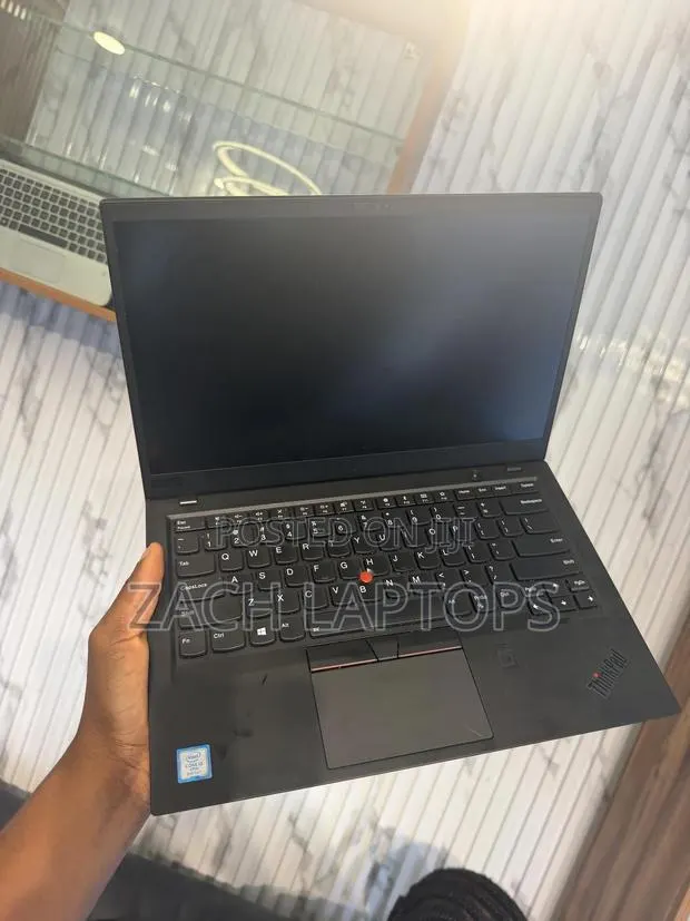 Laptop Lenovo ThinkPad X1 Carbon 8GB Intel Core i5 SSD 256GB · Photo 1