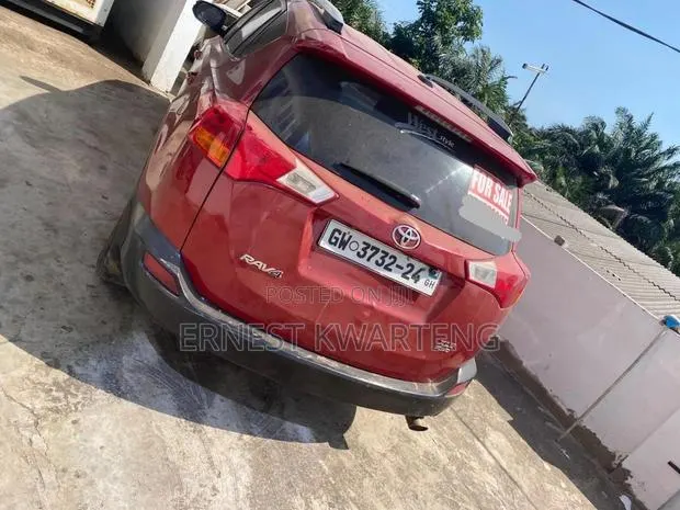 Toyota RAV4 2015 Burgundy · Photo 1