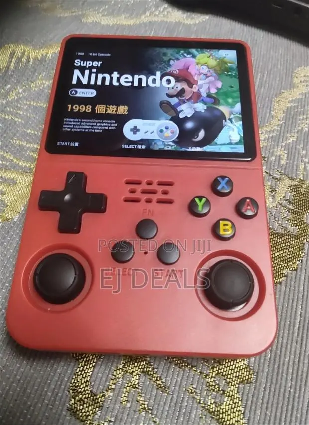 R36S Handheld Game With 20K Games · Photo 1