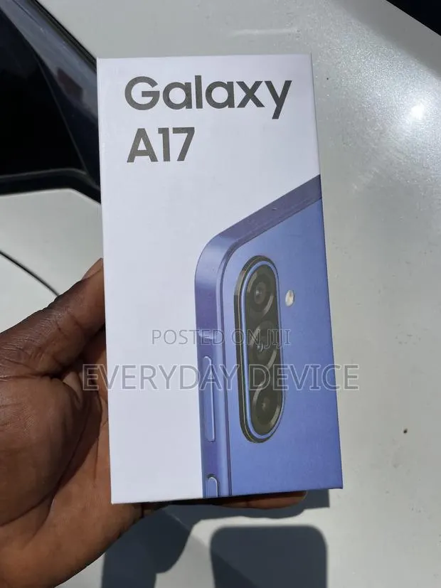 New Samsung Galaxy A17 256 GB Blue · Photo 1