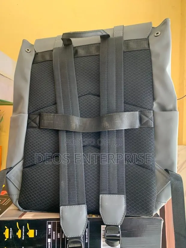 Durable Travel Office Bag · Photo 1
