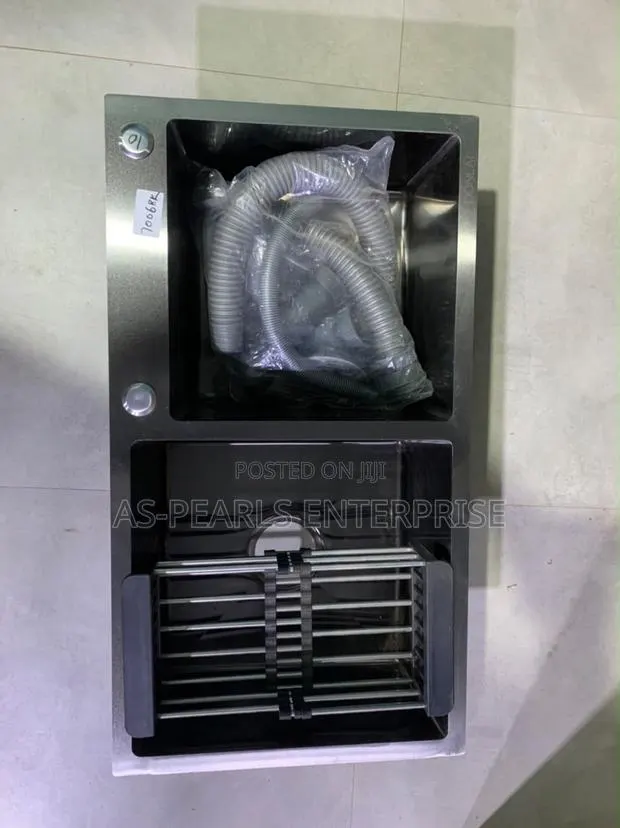 Modern Kitchen Sink for Homes and Apartments. · Photo 1