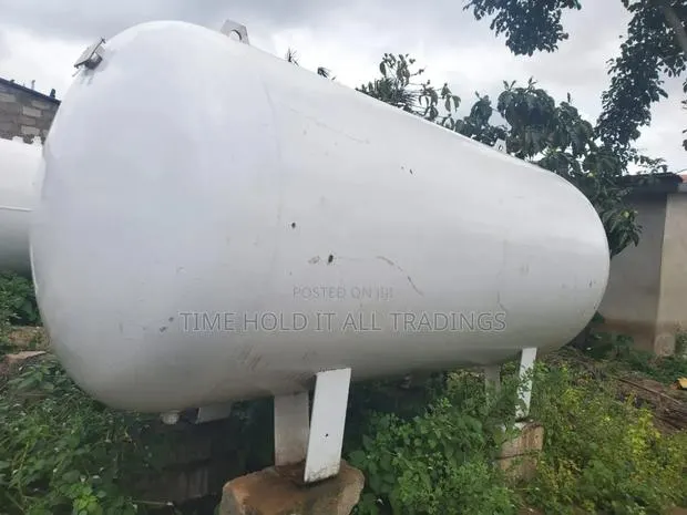 Lpg Gas Tank 3000litres And 1000litres · Photo 1