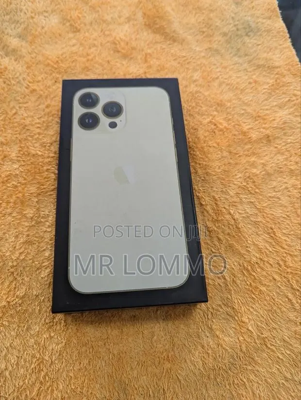 New Apple iPhone 13 Pro 128 GB Gold · Photo 1