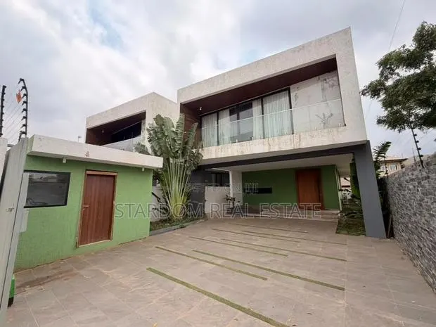 3bdrm Duplex in Ashaley Botwe, Nmai-Dzorn for rent · Photo 1